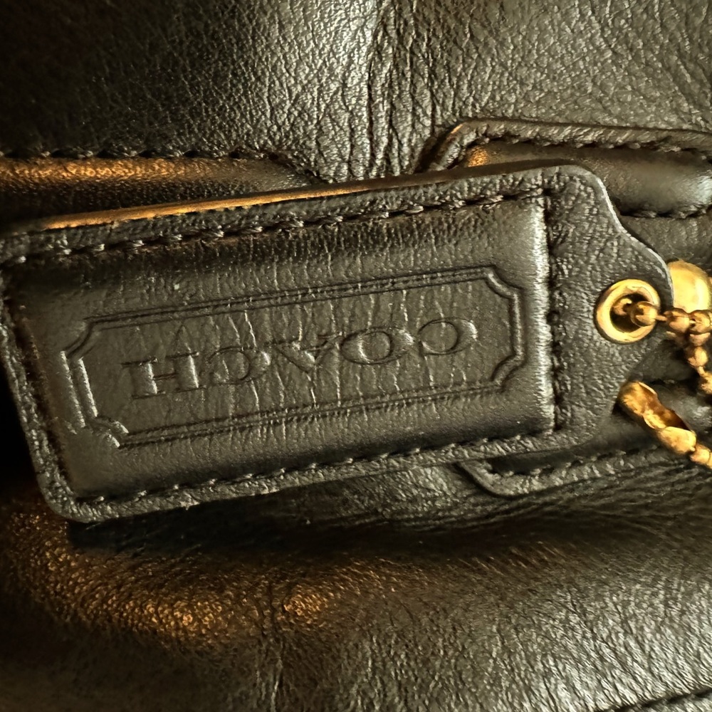Black Leather Coach Handbag - Picture 2 of 12